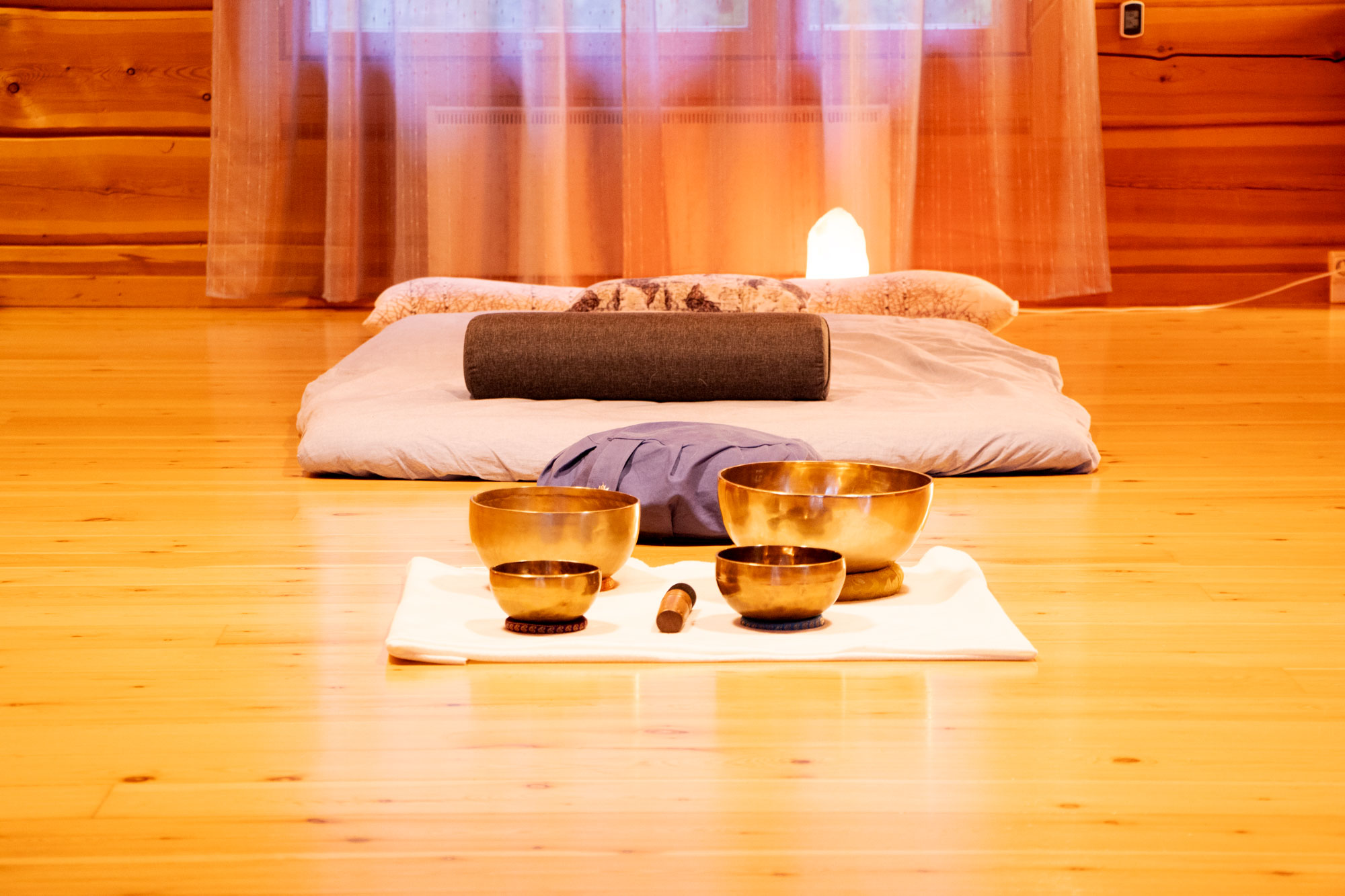 Kirvesrannan viehättävä sali toimii hyvin rentoutuksissa ja koulutuksessa.